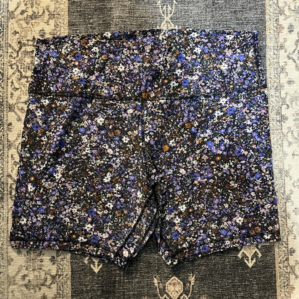 Lululemon Biker Shorts: Floral